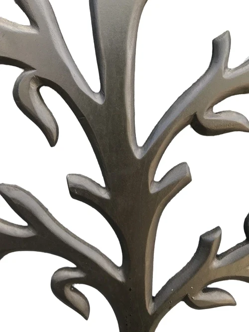 Prachtig wandornament koloniaal hout gesneden ''boom