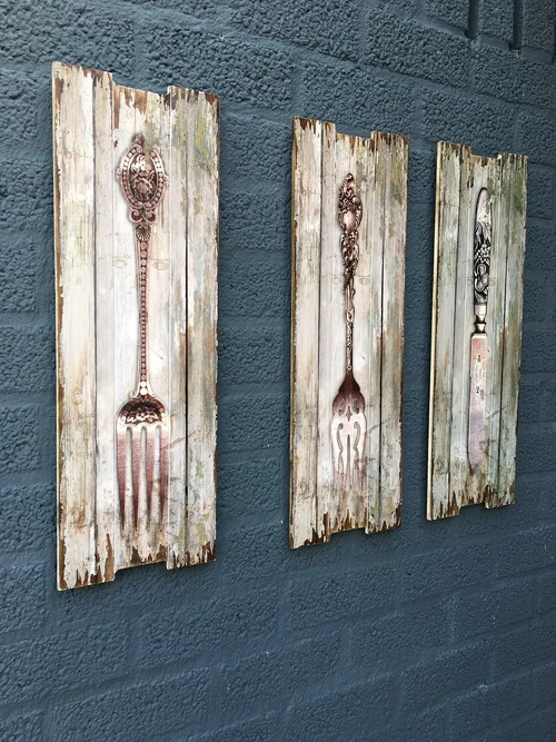Set van 3 houten design borden met bestek afbeeldingen.