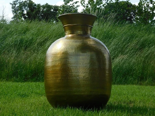 One-off: Vase XL - 80 cm - Gold - Metal