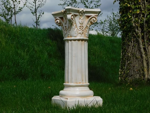 Ornate Pedestal - 80 cm - Polystone