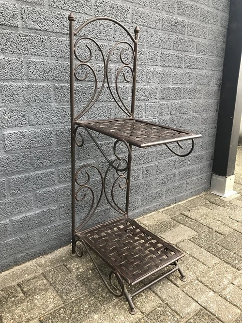 Een decoratief antiek item, als houder voor objecten, uniek object, MAAR 1 BESCHIKBAAR!!