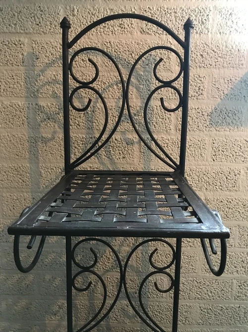Een decoratief antiek item, als houder voor objecten, uniek object, MAAR 1 BESCHIKBAAR!!