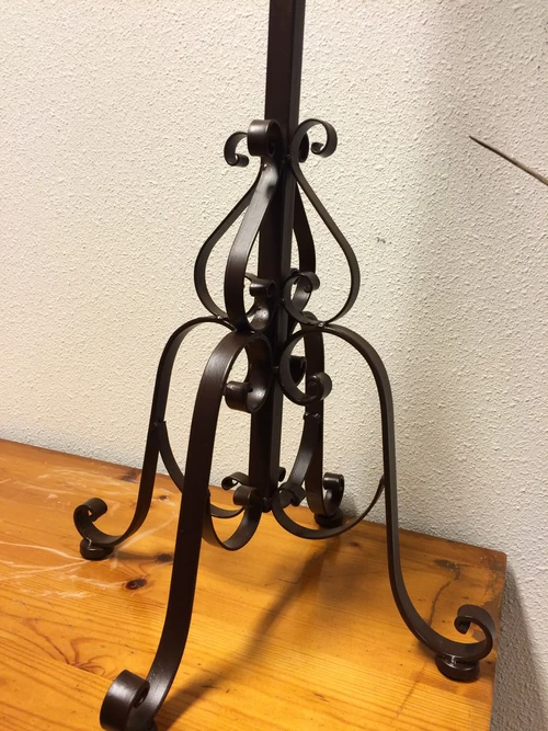 Classical Music Stand – Wrought Iron – Brown – Adjustable 120–170 cm