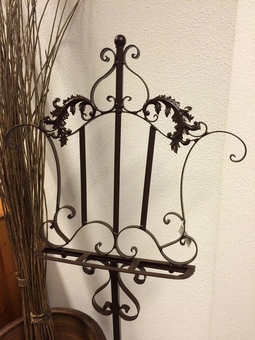 Classical Music Stand – Wrought Iron – Brown – Adjustable 120–170 cm