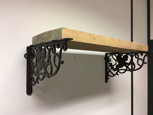 Pair of beautiful shelf supports - shelf supports ENGEL motif, cast iron-small