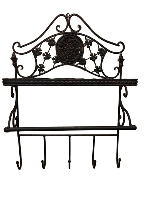 Wall rack , wrought iron, old-rust look, with 1 storage layer and 5 coat hooks.