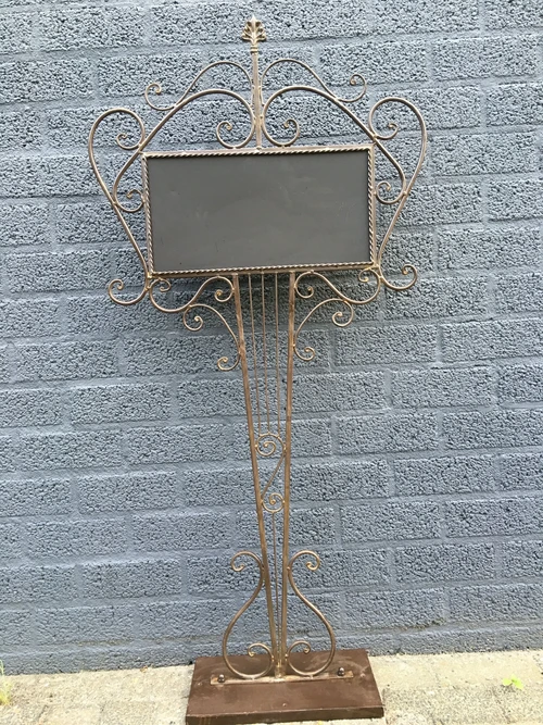 Welcome sign metal on stand, wrought iron brown