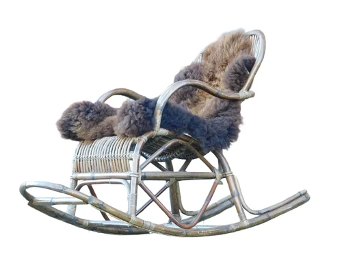 Eenmalig: Vintage Schommelstoel - Handgemaakt - Riet - Incl. Grizzly Plaid