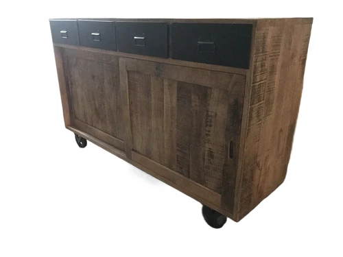 Fraai dressoir met 2 schuifdeuren en 4 lades, met ijzeren wielen