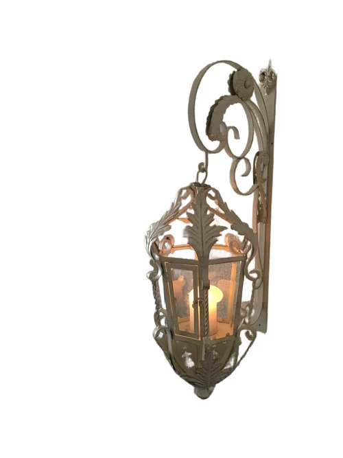 Lantern with wall bracket made of wrought iron, Old-White patina, really great looking!!!