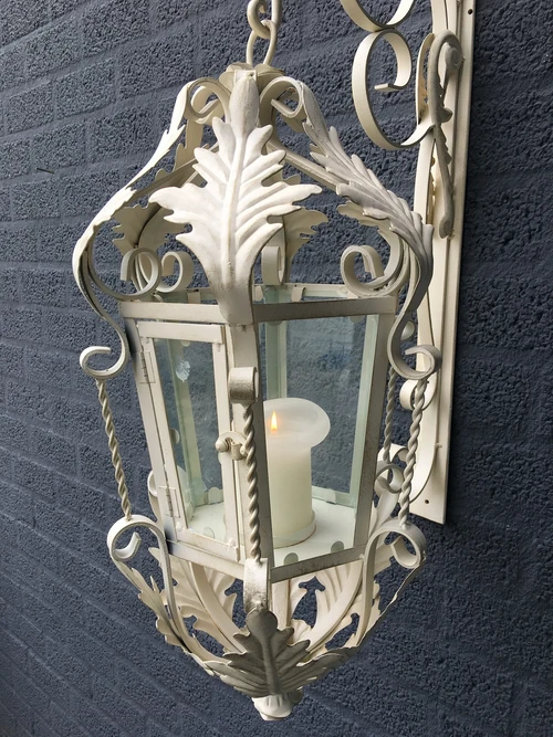 Lantern with wall bracket made of wrought iron, Old-White patina, really great looking!!!