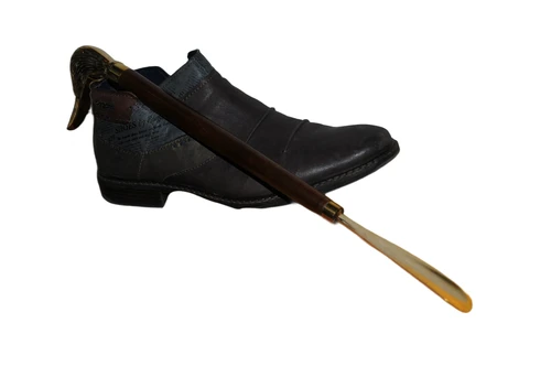 Schoenlepel met Eend - Hardhout en Messing