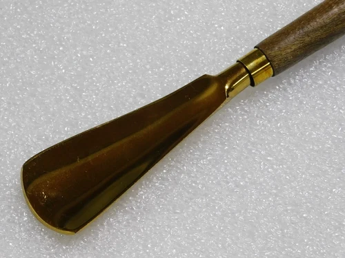 Schoenlepel met Eend - Hardhout en Messing