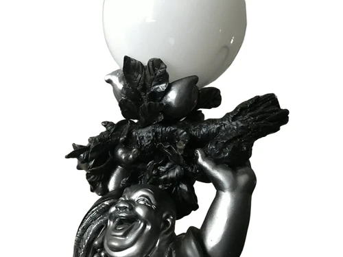 Buddha-Lampe, ganz besondere und exklusive Lampe in Form eines Buddhas, der die Kugel hält