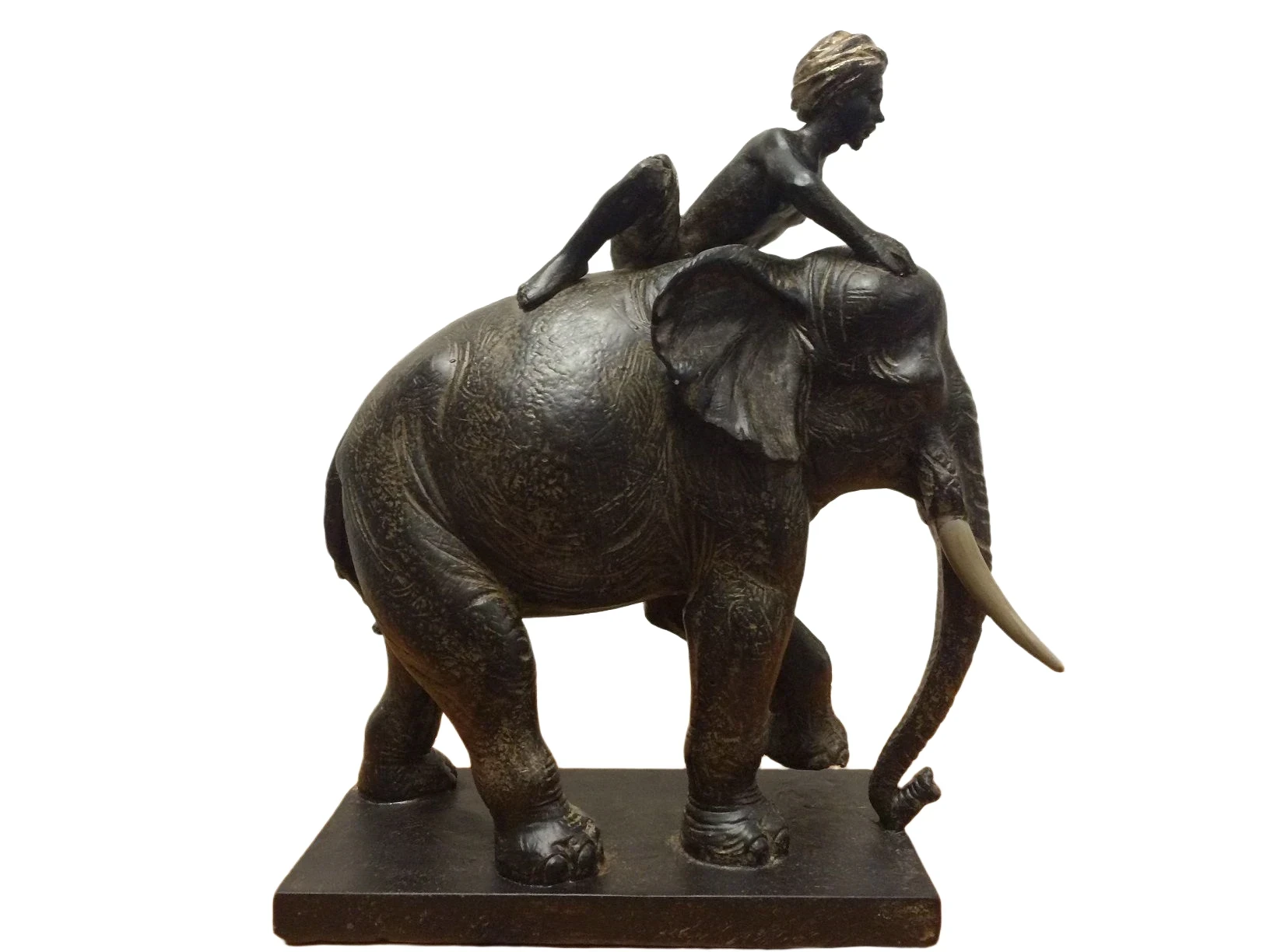 Skulptur olifant met ruiter, Polystein