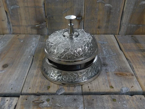 Anmutige Tischglocke – Nickel – Klassisch und elegant