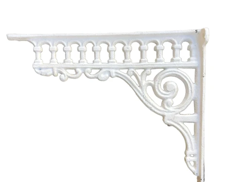 1 antique sleek pendant, cast iron-old-white rest.