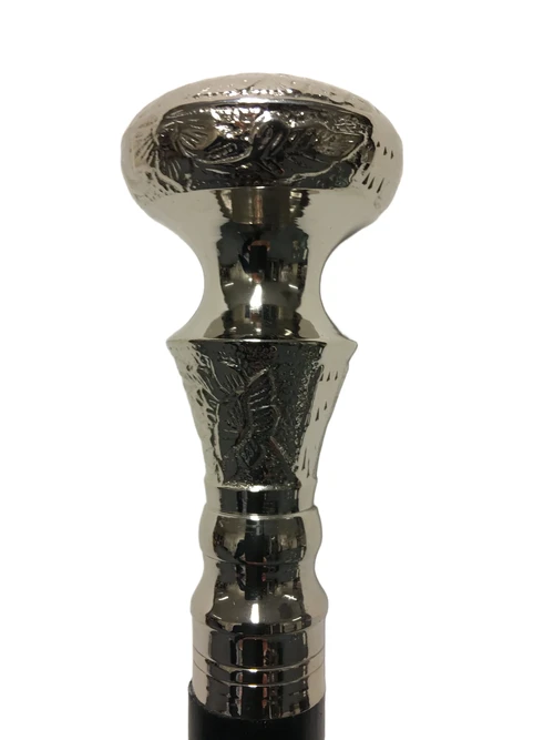 Wandelstok met mooie nikkelen versierde handknop, stijlvol!!