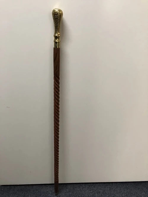 Walking stick, with brass decorative knob and hand-carved handle, beautiful!!!