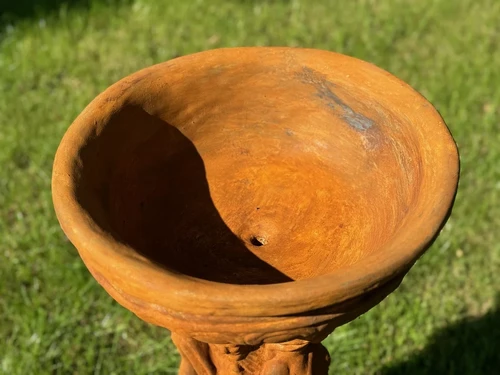 Statue and garden vase ‘Three Women’ with bowl - 85 cm - all stone - oxide
