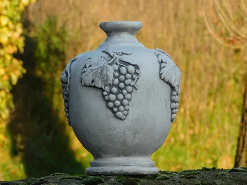 Garden Vase with Grapes - Stone - Water LAST ONE!!