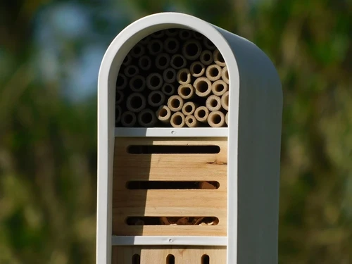 Insektenhotel mit Stiel – 150 cm – ClickUp