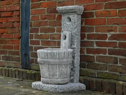 Fountain with Bucket - 80 cm - Stone