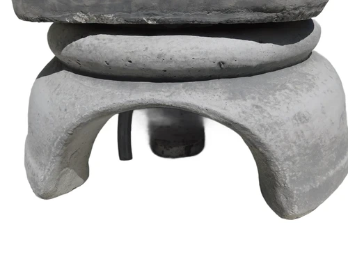 Fountain with Woman - 170 x 80 cm - Stone