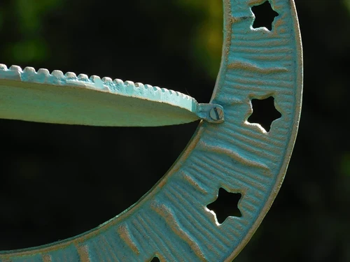 Elegant Sundial - 40 cm - Turquoise - Cast Iron