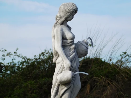 Woman with Jugs on Pedestal - 100 cm - Stone
