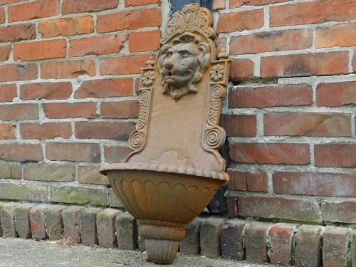 Wandbrunnen Lion - 75 cm - Gusseisen