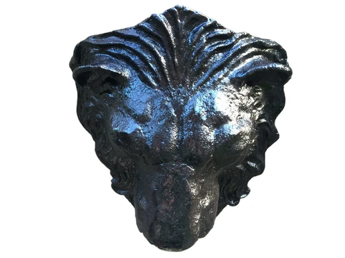 Muur fontein, water uitloop - leeuw, gietijzer, zwart