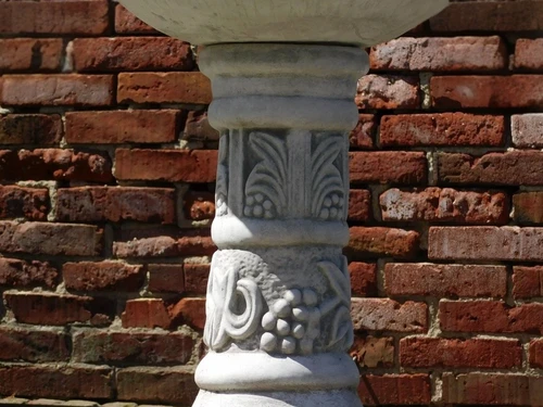 Garden Fountain with Children and Dog under Umbrella - 130 cm - Stone