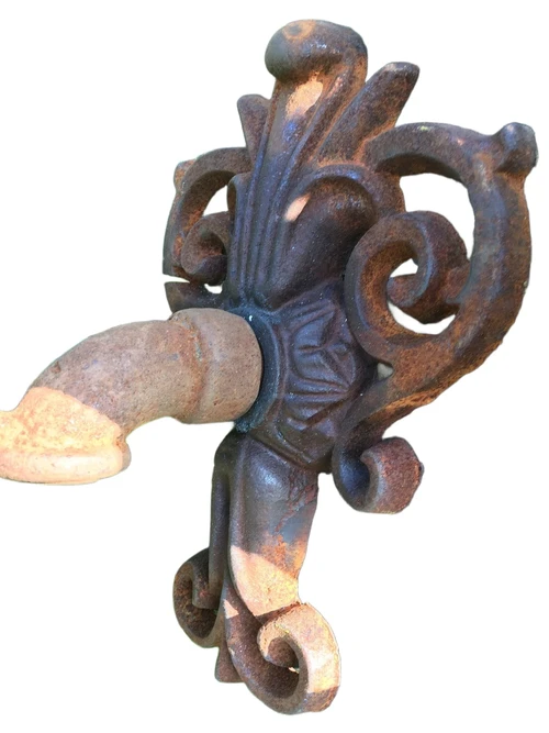 Waterspuwer voor muur fontein, lelie + Neptunus