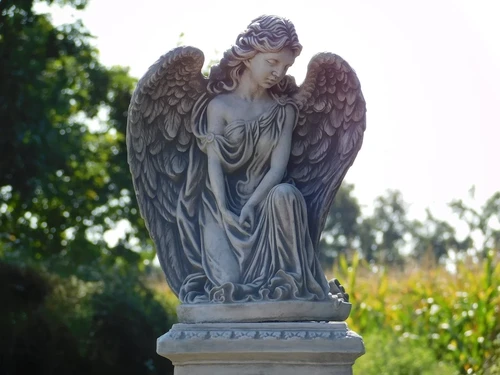 Angel with Wings on English Pedestal - 113 cm - Stone