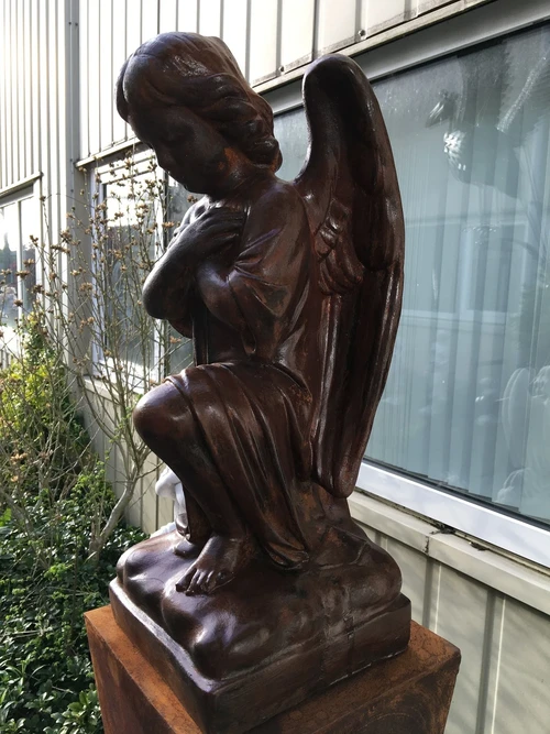 Sculpture: Kneeling Angel – Solid Stone in Oxide