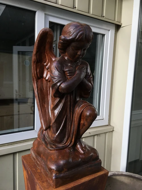 Sculpture: Kneeling Angel – Solid Stone in Oxide
