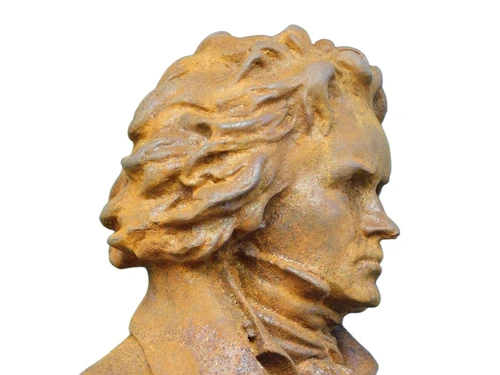 Prächtige Statue von Ludwig van Beethoven - ganz aus Gusseisen