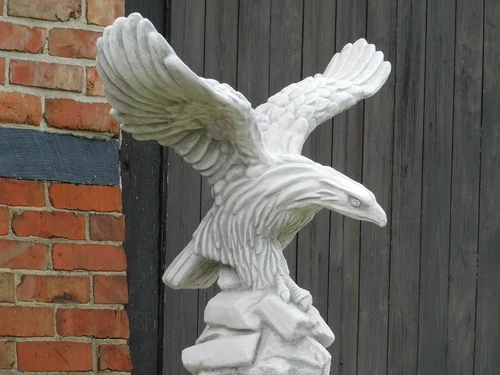 Eagle with Spread Wings - 80 cm - Stone
