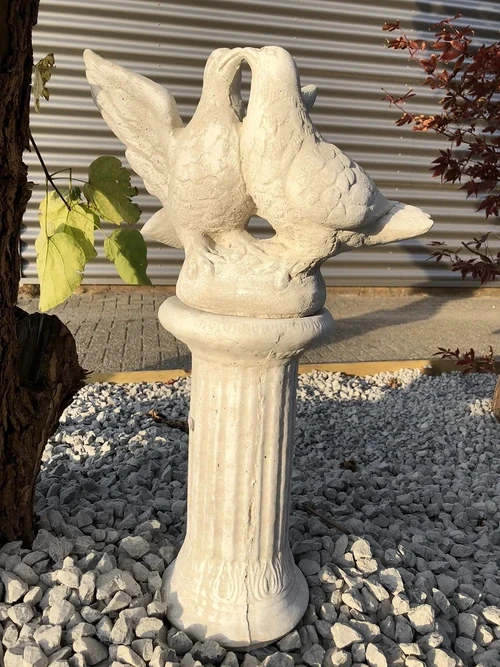 Pair of Doves on Plinth - 60 cm - Solid Stone