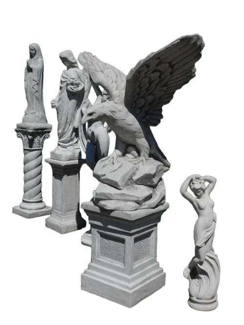 Large eagle on plinth - XXL - solid stone
