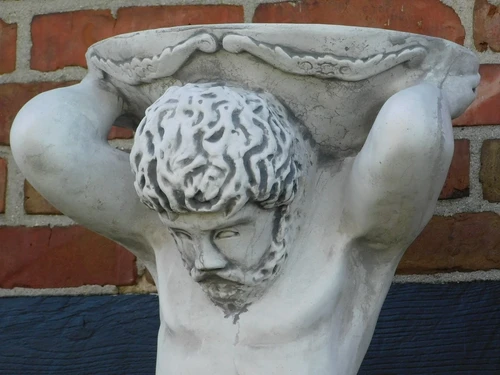 Beeld Atlas met Schaal - 70 cm - Steen