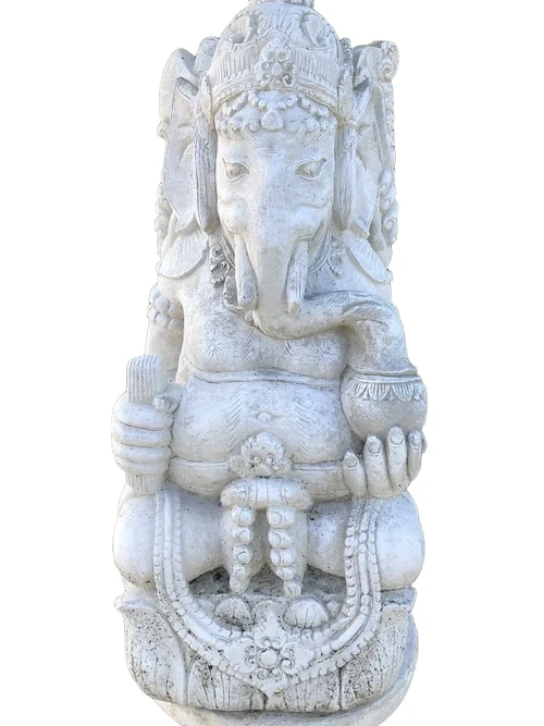 Beeld Ganesha op sokkel, een hindoestaanse god, vol stenen beeld!