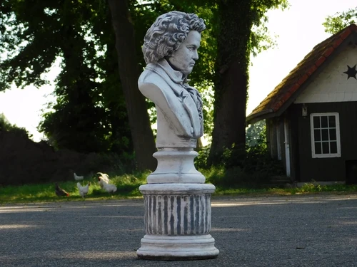 Beethoven on Round Pedestal - 76 cm - Stone