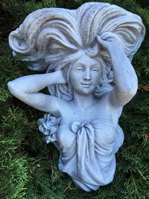 Classic Wall Ornament: Female Figure – Heavy Cast Iron – Old Rust White – 45 cm