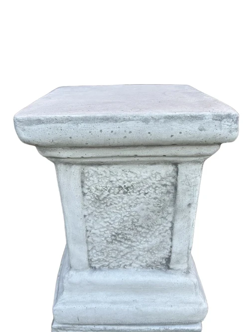 Pedestal - Square - 33 cm - Solid Stone