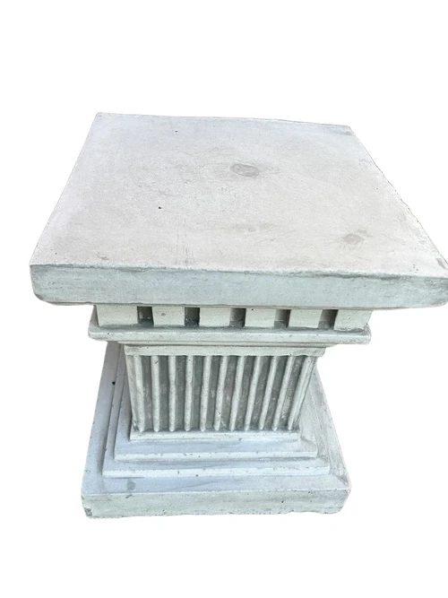 Pedestal - Column - 42 cm - Square - Stone