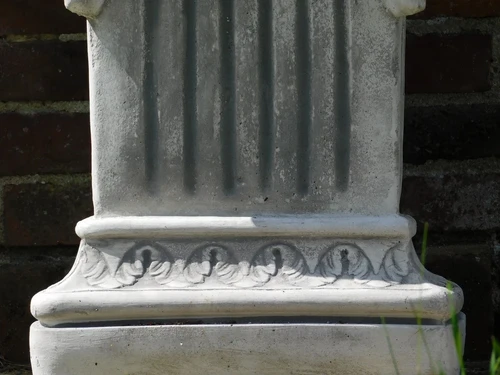 Pedestal with Drapery - 75 cm - Stone