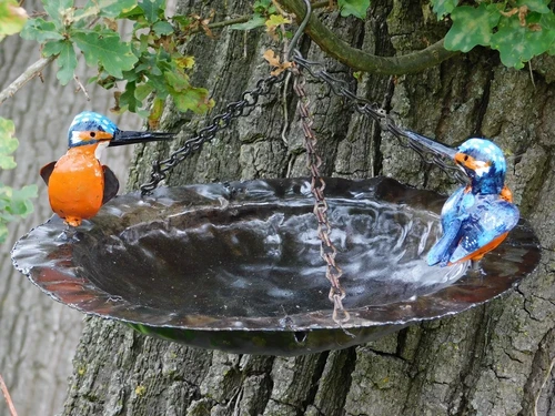 Hängendes Vogelhäuschen mit Vögeln und Kette – Metall – Handgefertigt