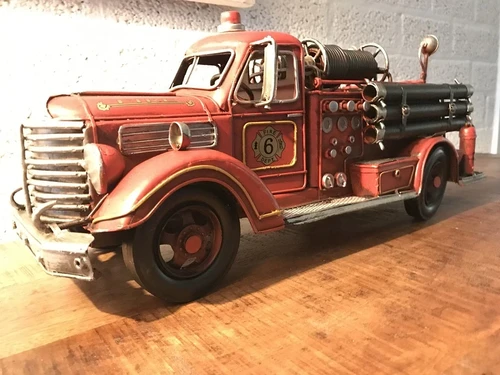 Metal Scale Model Fire Engine – 43 cm – Handmade – Vintage Look